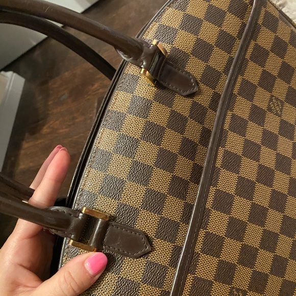 Louis Vuitton handbag (SOLD) - Picture 6 of 10